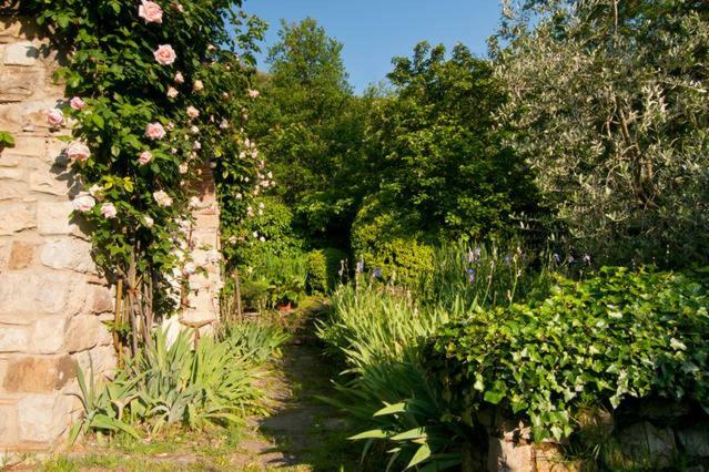 Villa Organi Vaiano エクステリア 写真